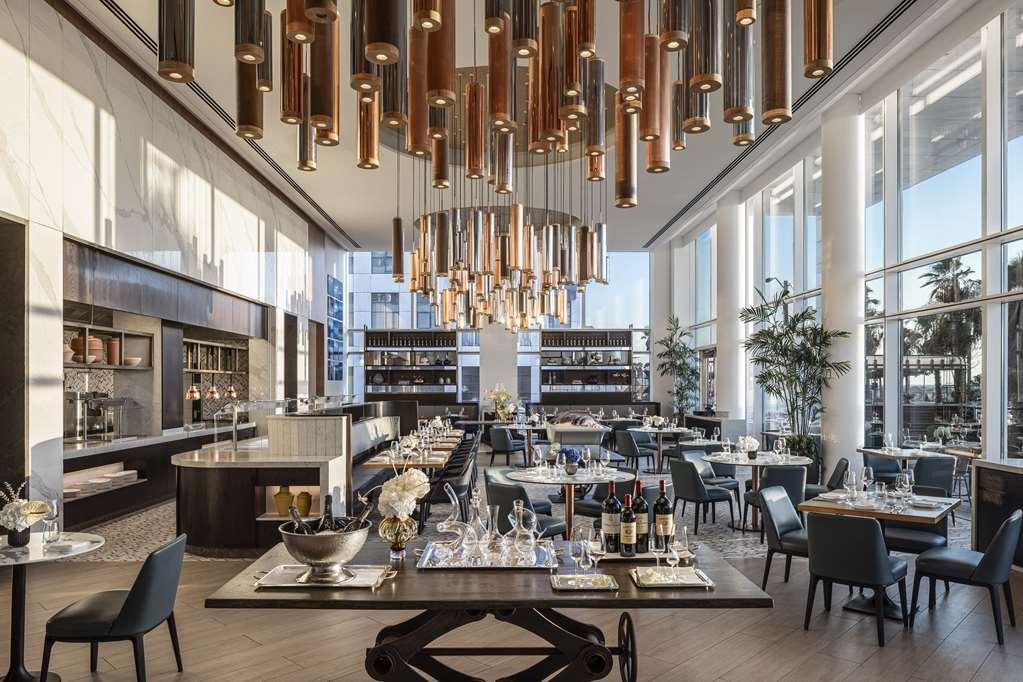 The David Kempinski Hotel *