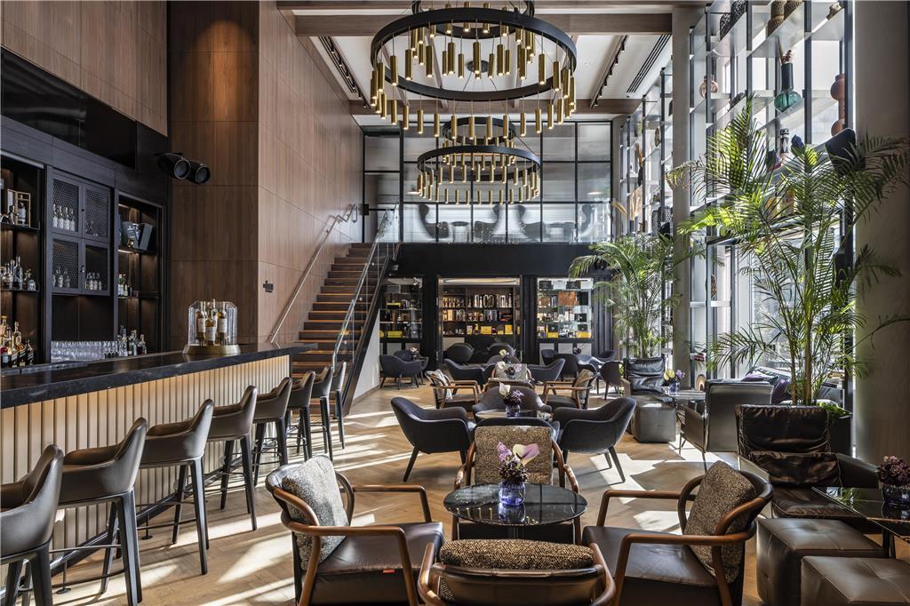 The David Kempinski Hotel