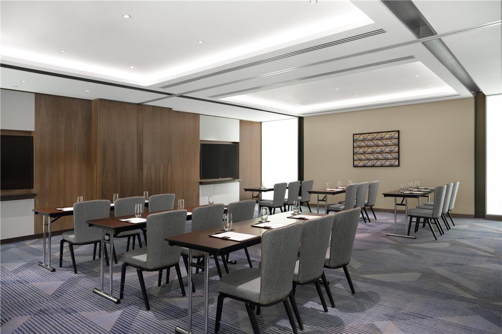 The David Kempinski Hotel *